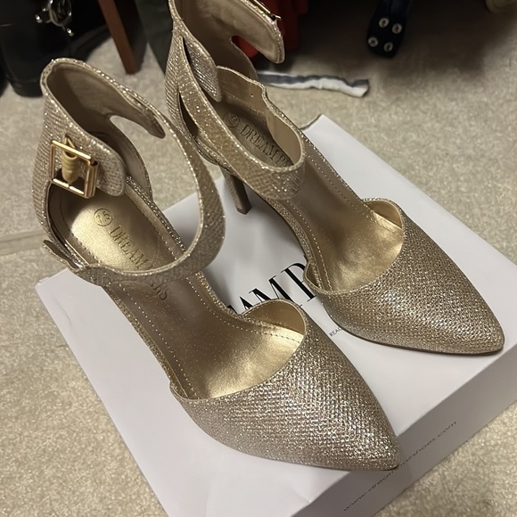 Dream Paris never worn only tried on gold heels with ankle strap - Picture 2 of 3